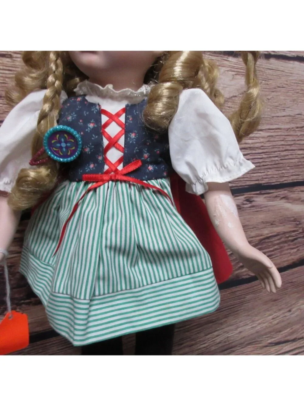 Porcelain & Cloth 18
